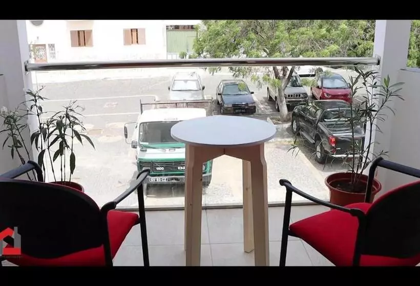 پانسیون Guest House Lina Elisa