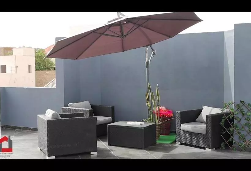 پانسیون Guest House Lina Elisa