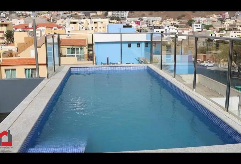 پانسیون Guest House Lina Elisa