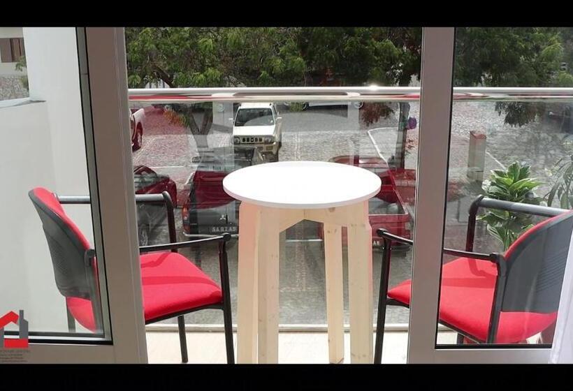 پانسیون Guest House Lina Elisa