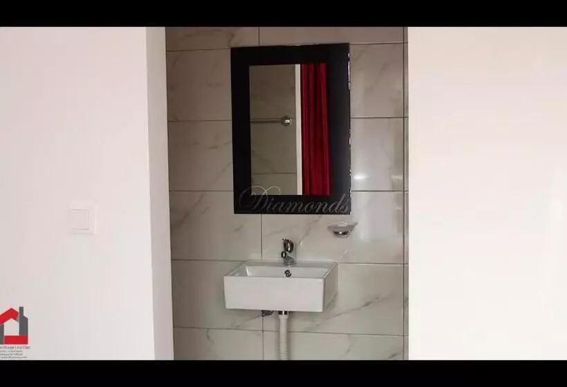 پانسیون Guest House Lina Elisa