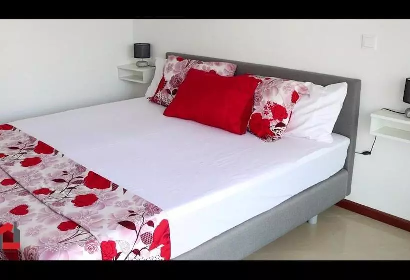 پانسیون Guest House Lina Elisa