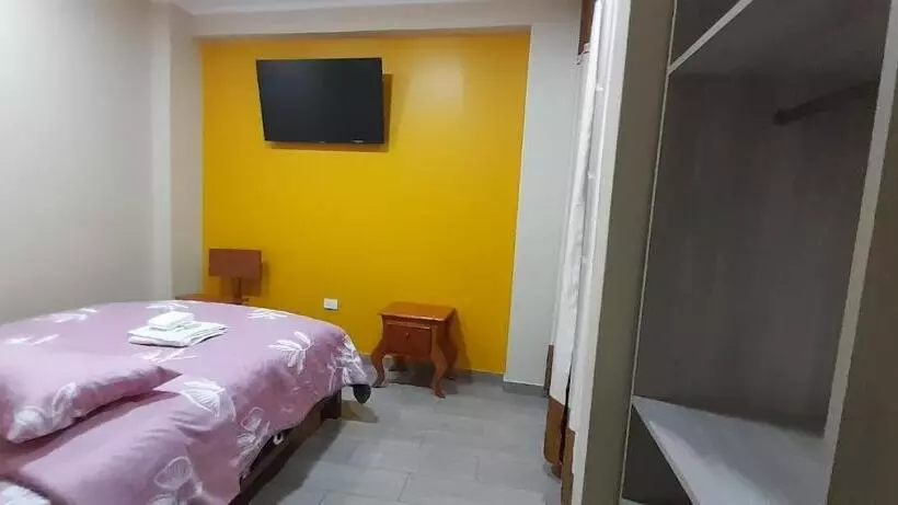 ペンション Hostal Bigbang