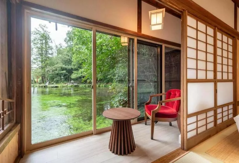 Majatalo 掬水 Kikusui