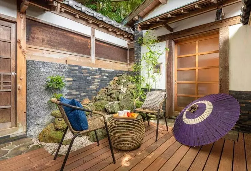 Majatalo 掬水 Kikusui