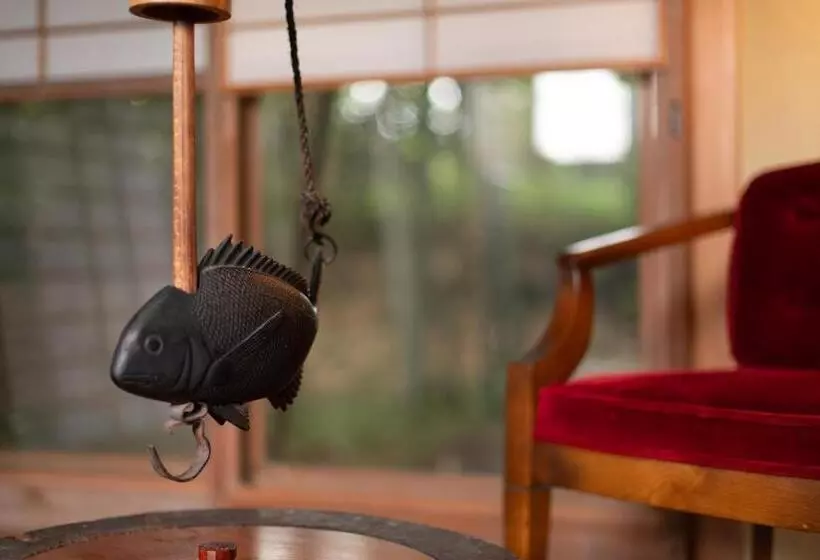 Majatalo 掬水 Kikusui