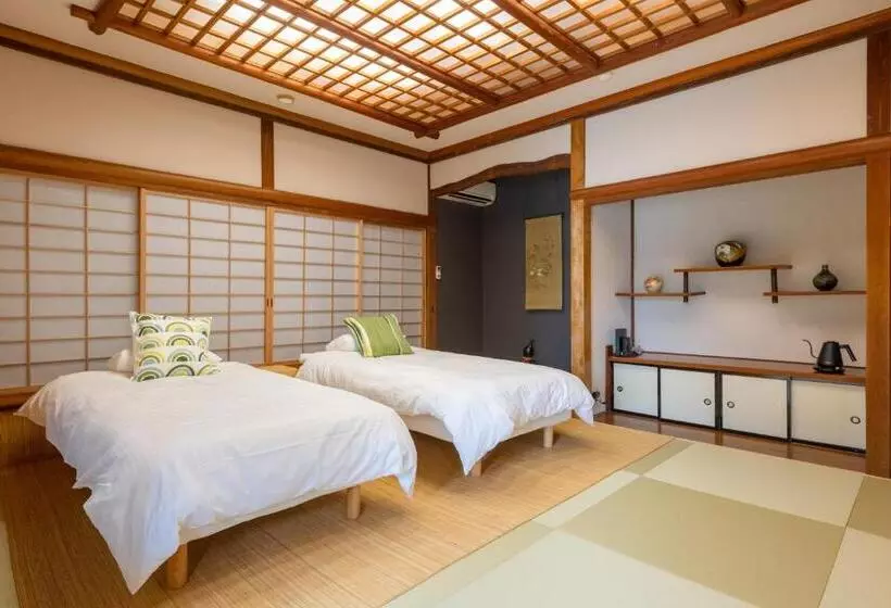 Majatalo 掬水 Kikusui