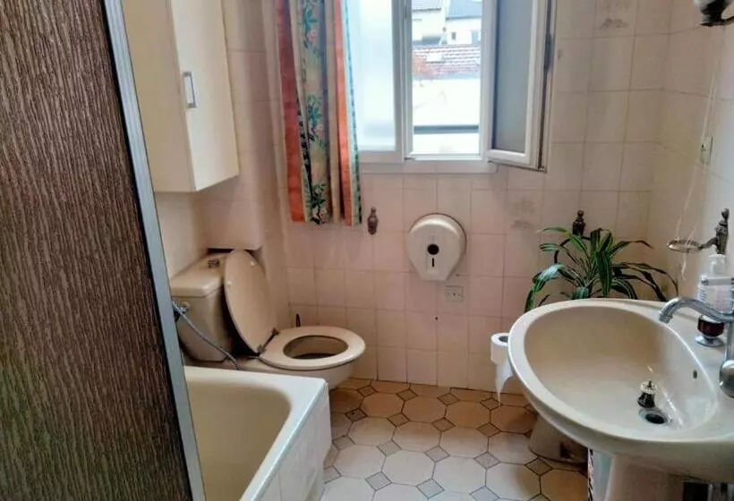 Majatalo Maison Et Appartement