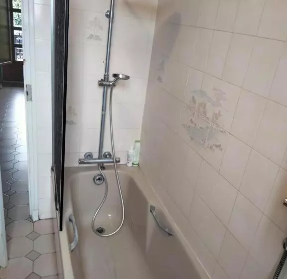 Majatalo Maison Et Appartement