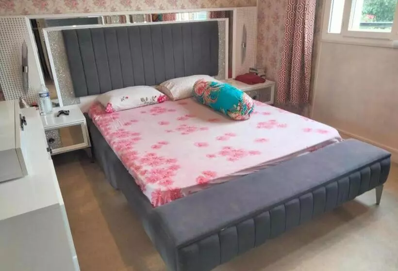 Majatalo Maison Et Appartement