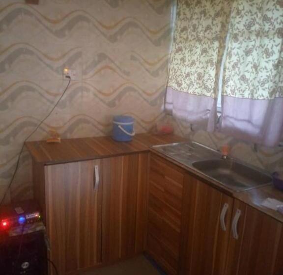 پانسیون Toyo Guest House