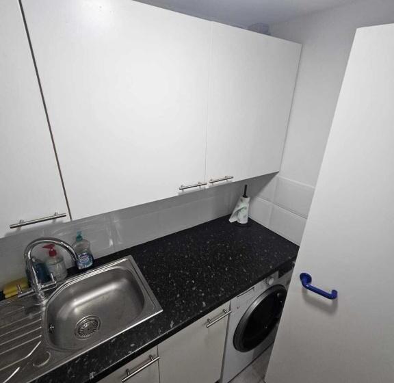 Queens Place   Rooms