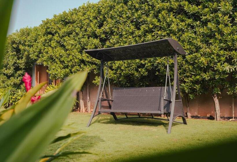 리조트 Oro The Estates, Nandi Hills