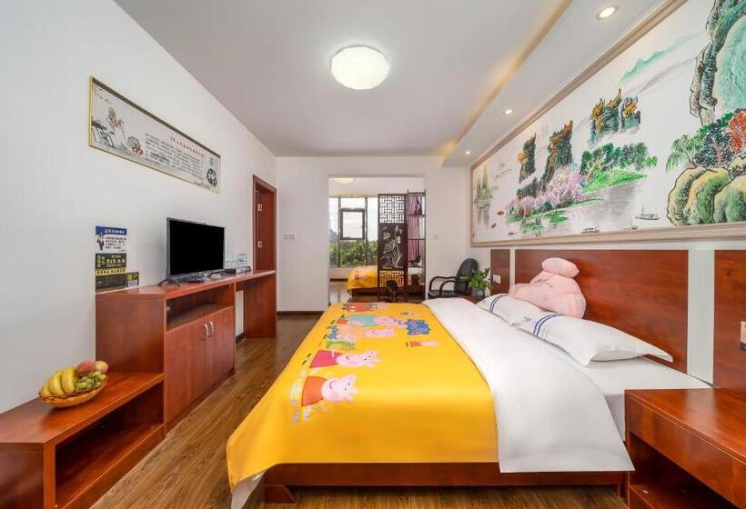 Guilin Peach Blossom Bay