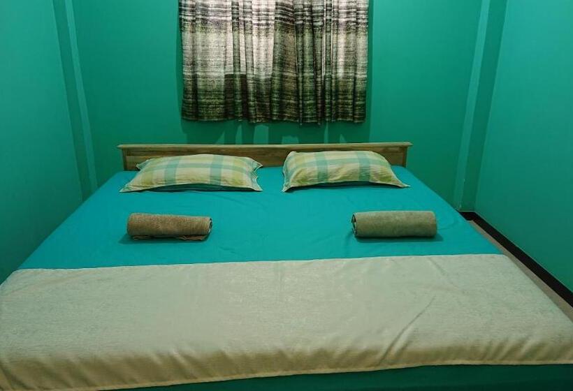 Bed and Breakfast Canaan Music