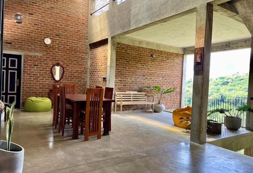 Bed and Breakfast The Terrace 129