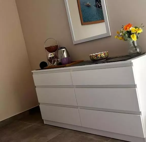 ベッドアンドブレックファースト Townhouse Piraino