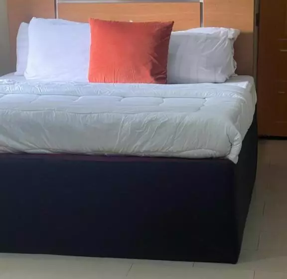 Florence Hotel And Suites