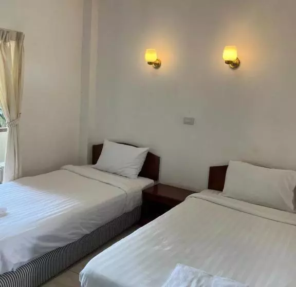 ホテル โรงแรมศิริธารา