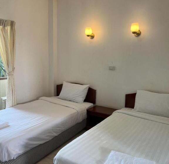 Hotel โรงแรมศิริธารา