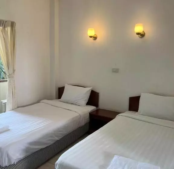 ホテル โรงแรมศิริธารา