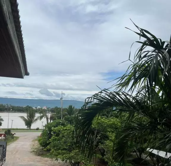 ホテル โรงแรมศิริธารา
