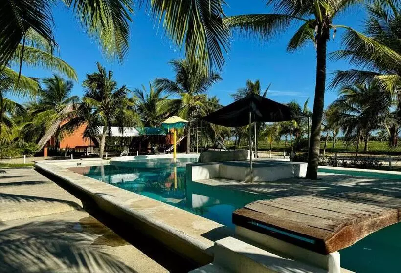 Hotelli Cabañas Riviera Afro