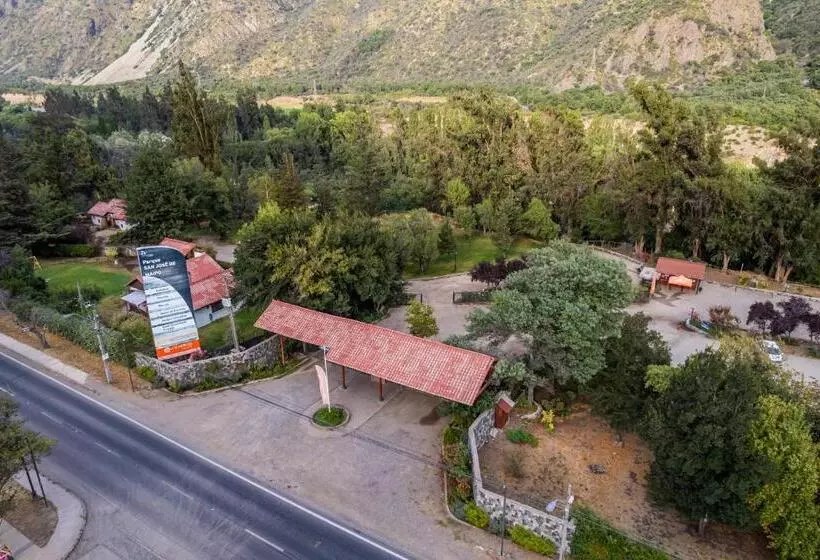 Hotelli Parque San José   Caja Los Héroes