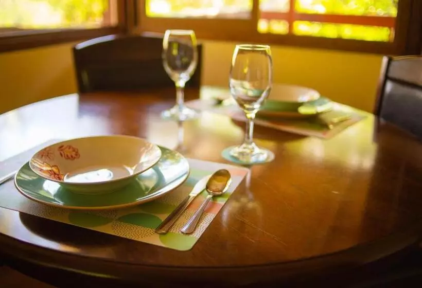 Hotelli Parque San José   Caja Los Héroes