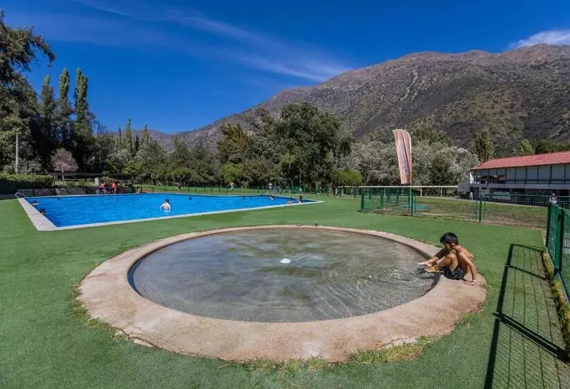 Hotelli Parque San José   Caja Los Héroes