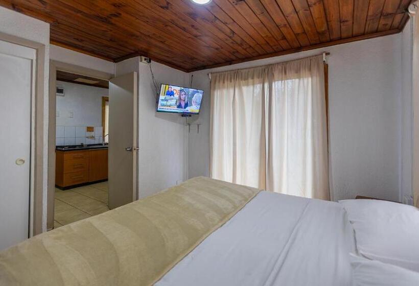 Hotel Parque San Juan   Caja Los Héroes