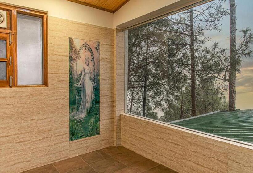 בית מלון כפרי The Rajmahal Retreat I 3 Bedrooms Entire Villa I Nature Treks & Mountains View I Bonfire I Kasauli B