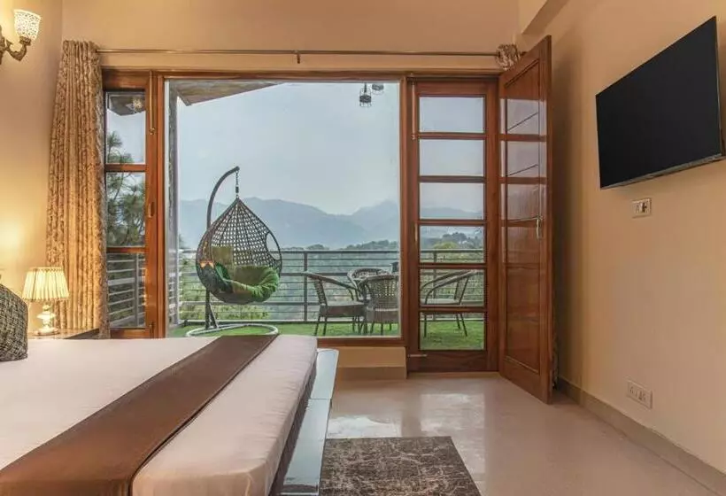 ホテル The Rajmahal Retreat I 3 Bedrooms Entire Villa I Nature Treks & Mountains View I Bonfire I Kasauli B