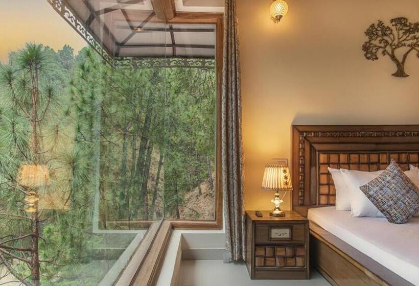 בית מלון כפרי The Rajmahal Retreat I 3 Bedrooms Entire Villa I Nature Treks & Mountains View I Bonfire I Kasauli B