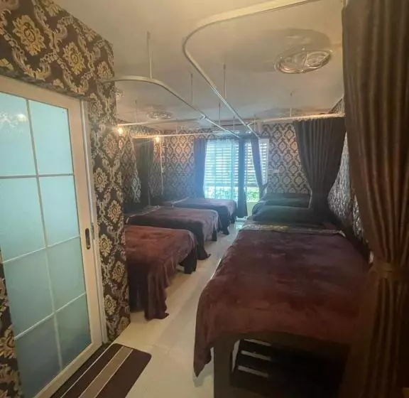 Ilin Hostel Pattaya