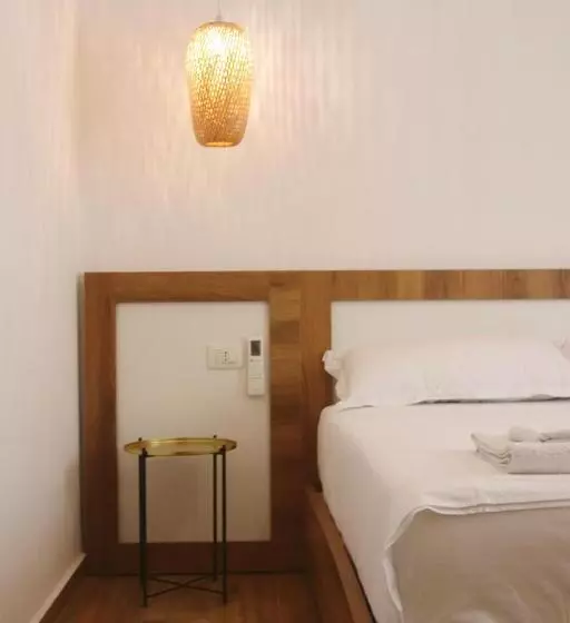 Noima Hotel & Suites