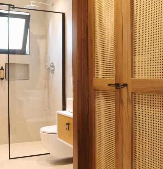 Noima Hotel & Suites