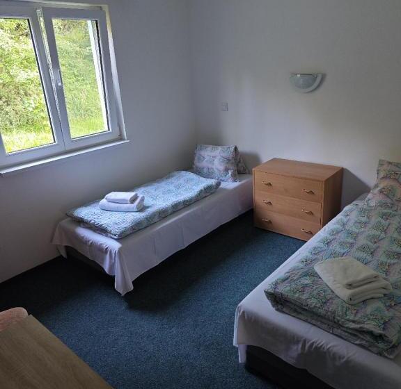 פנסיון Bouda Jestřábí