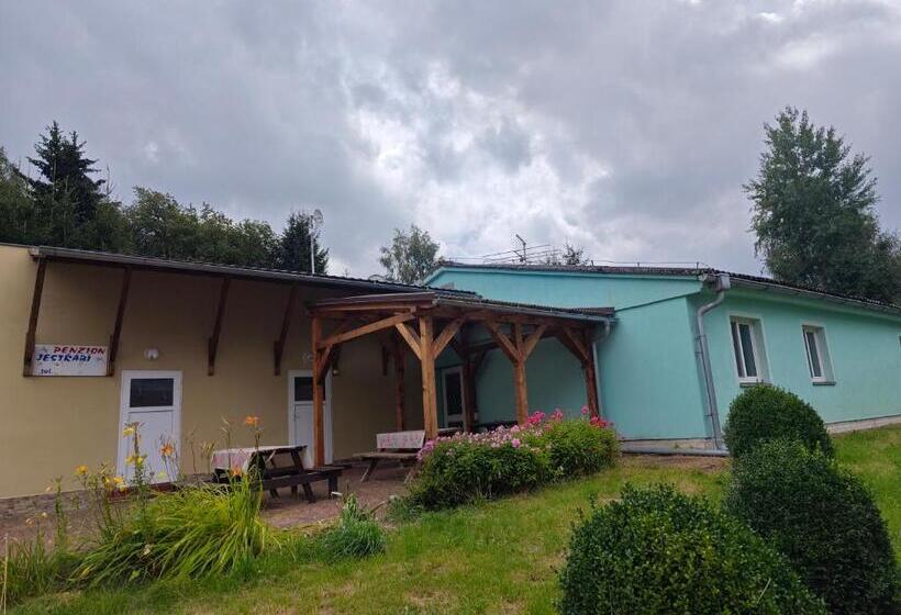 פנסיון Bouda Jestřábí