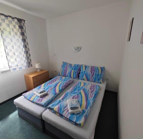 פנסיון Bouda Jestřábí