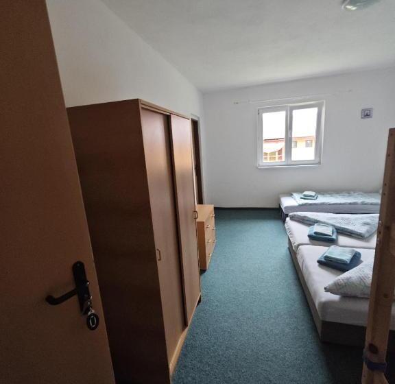 פנסיון Bouda Jestřábí