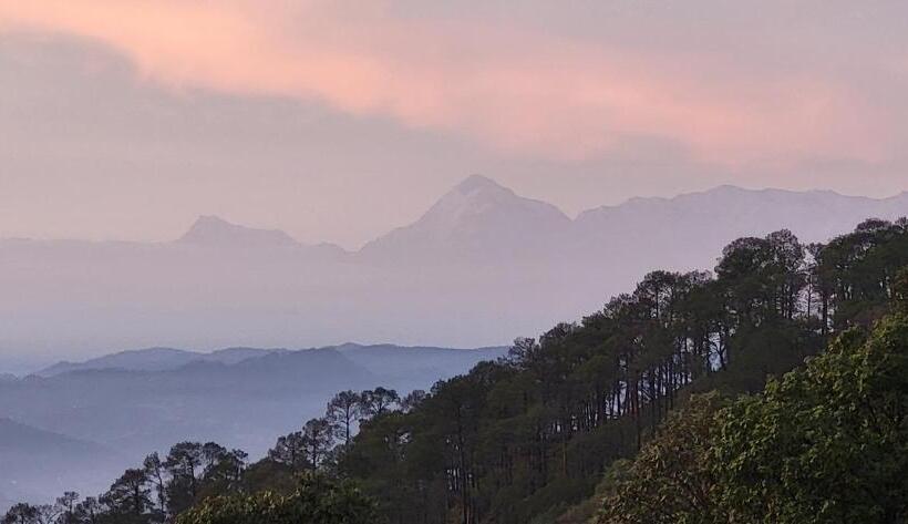 Pensão Himalayan Home
