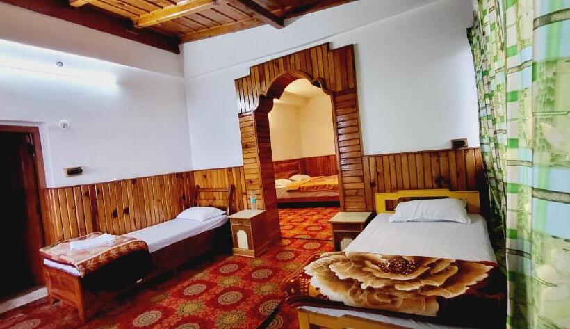 Pensão Himalayan Home