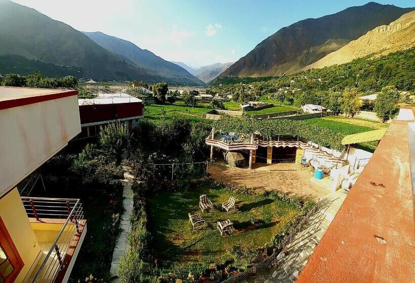 پانسیون Home Away From Home