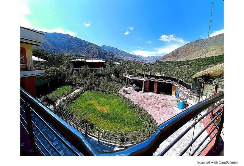 پانسیون Home Away From Home