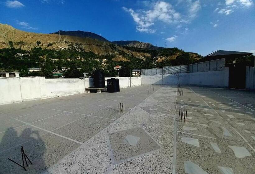 پانسیون Home Away From Home