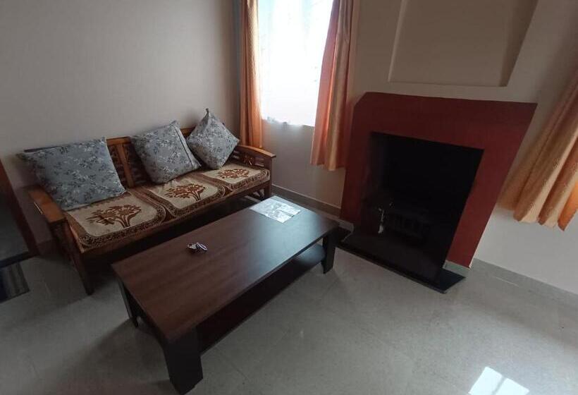 پانسیون Sohra Plaza Resort