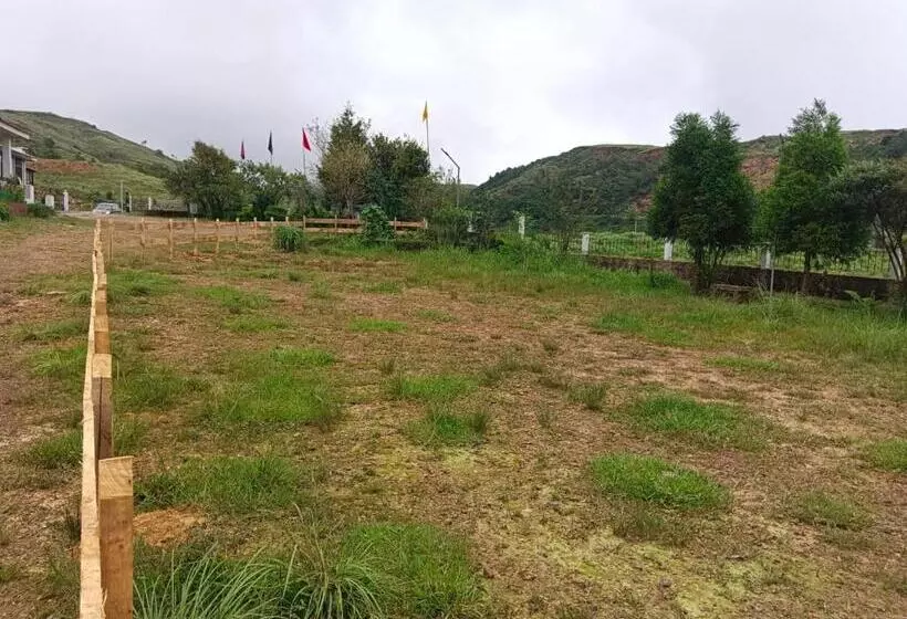 ペンション Sohra Plaza Resort