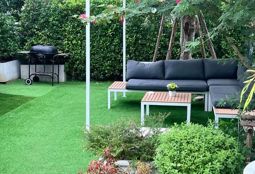 Курорт Plern Ura Poolvilla Cafe เพลินอุรา พูลวิลล่า คาเฟ่