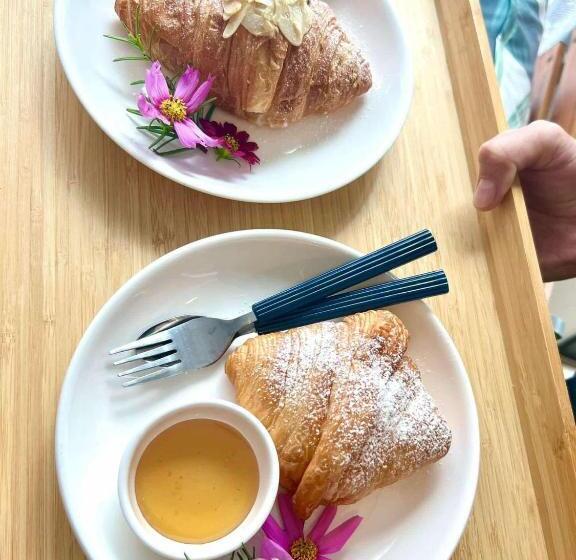 Курорт Plern Ura Poolvilla Cafe เพลินอุรา พูลวิลล่า คาเฟ่